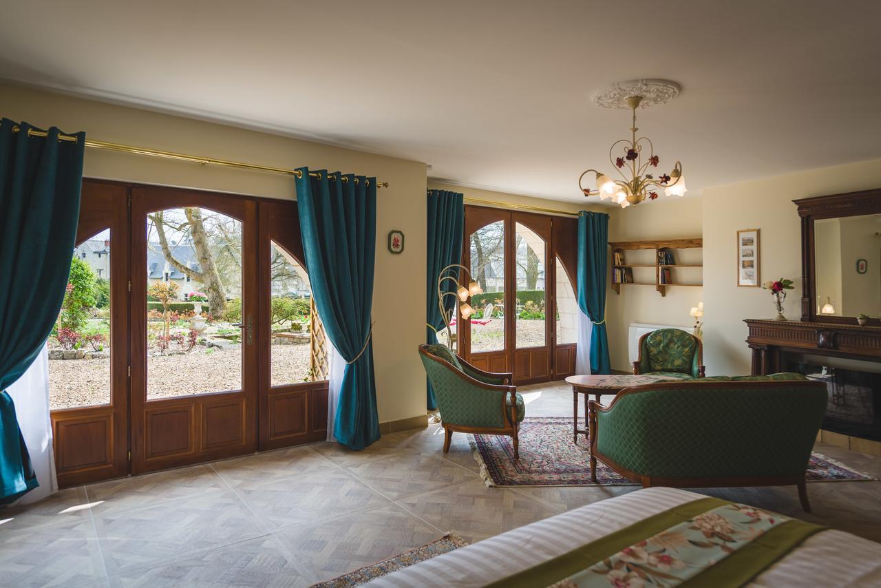 Bed and Breakfast Le Manoir de la Baldette à Gennes-Val-de-Loire Extérieur photo