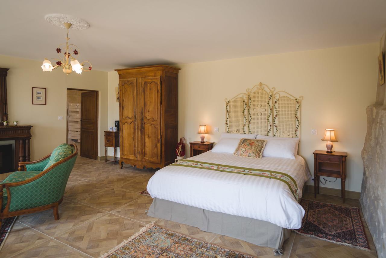 Bed and Breakfast Le Manoir de la Baldette à Gennes-Val-de-Loire Extérieur photo